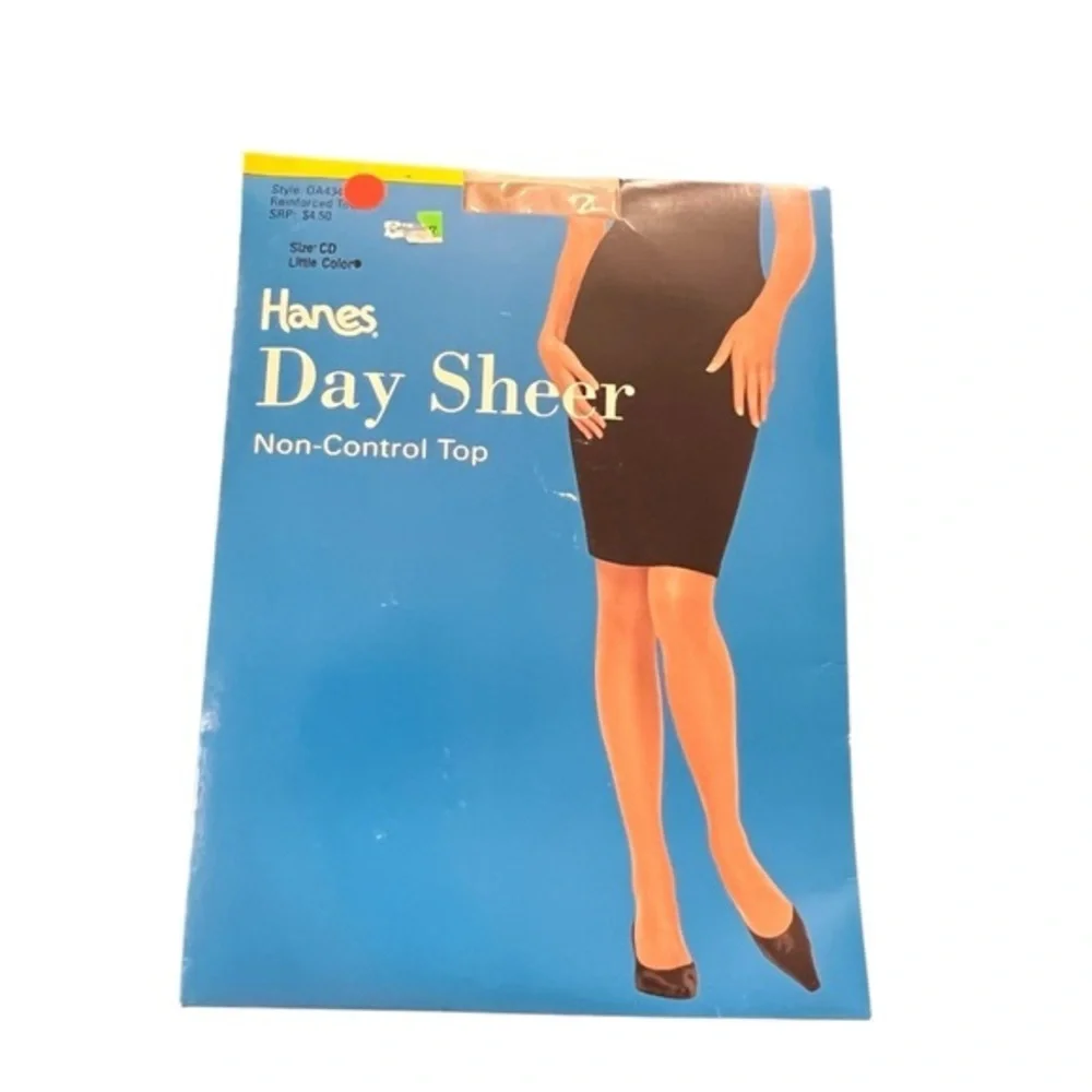 Hanes Day Sheer Non Control Top Little Color (Beige) Pantyhose Size CD NIP 2004